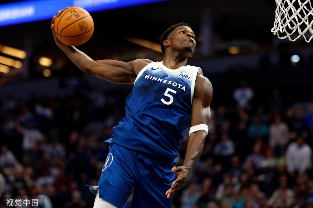 在比赛中期 在比赛中期