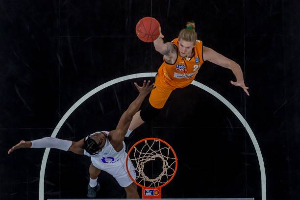 代的自信 代的自信